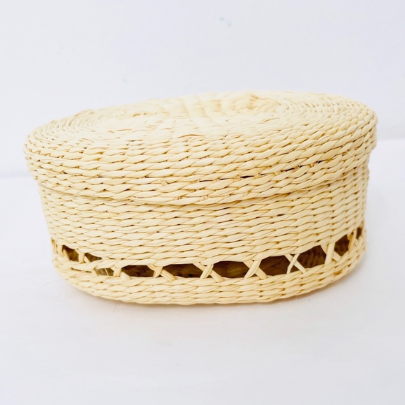 NEW Hand Made Woven South American Trinket Basket Boxes w/ Lids & Doll Hat - Picture 2 of 8
